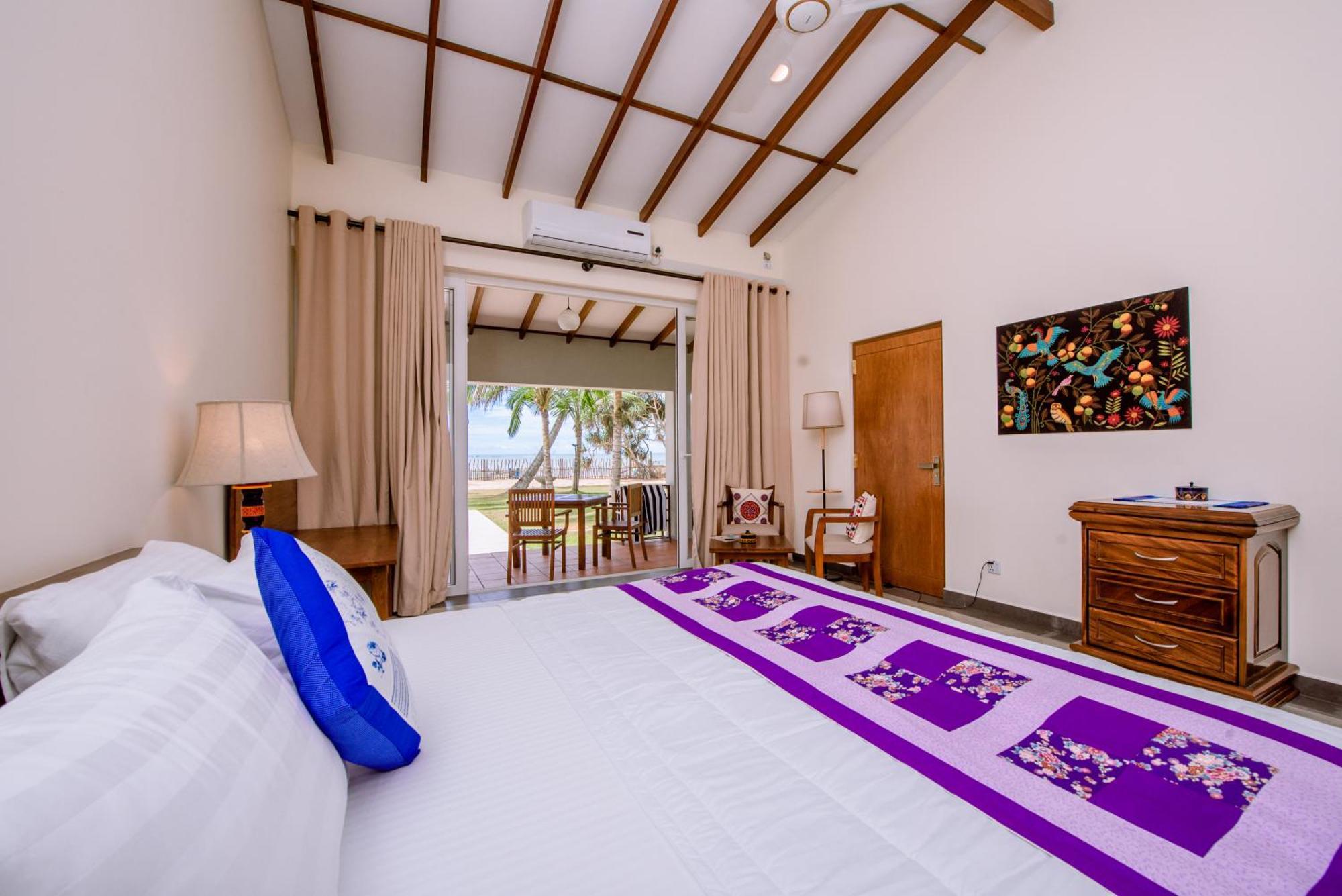 Arhimser Villa-Superb 4 Bedroom Beachfront For 8 In Ranna, Tangalle, Bb, Pool, Free Pick Up For 7 Night Stays Arriving Together, Serviced, Taxes Included Esterno foto
