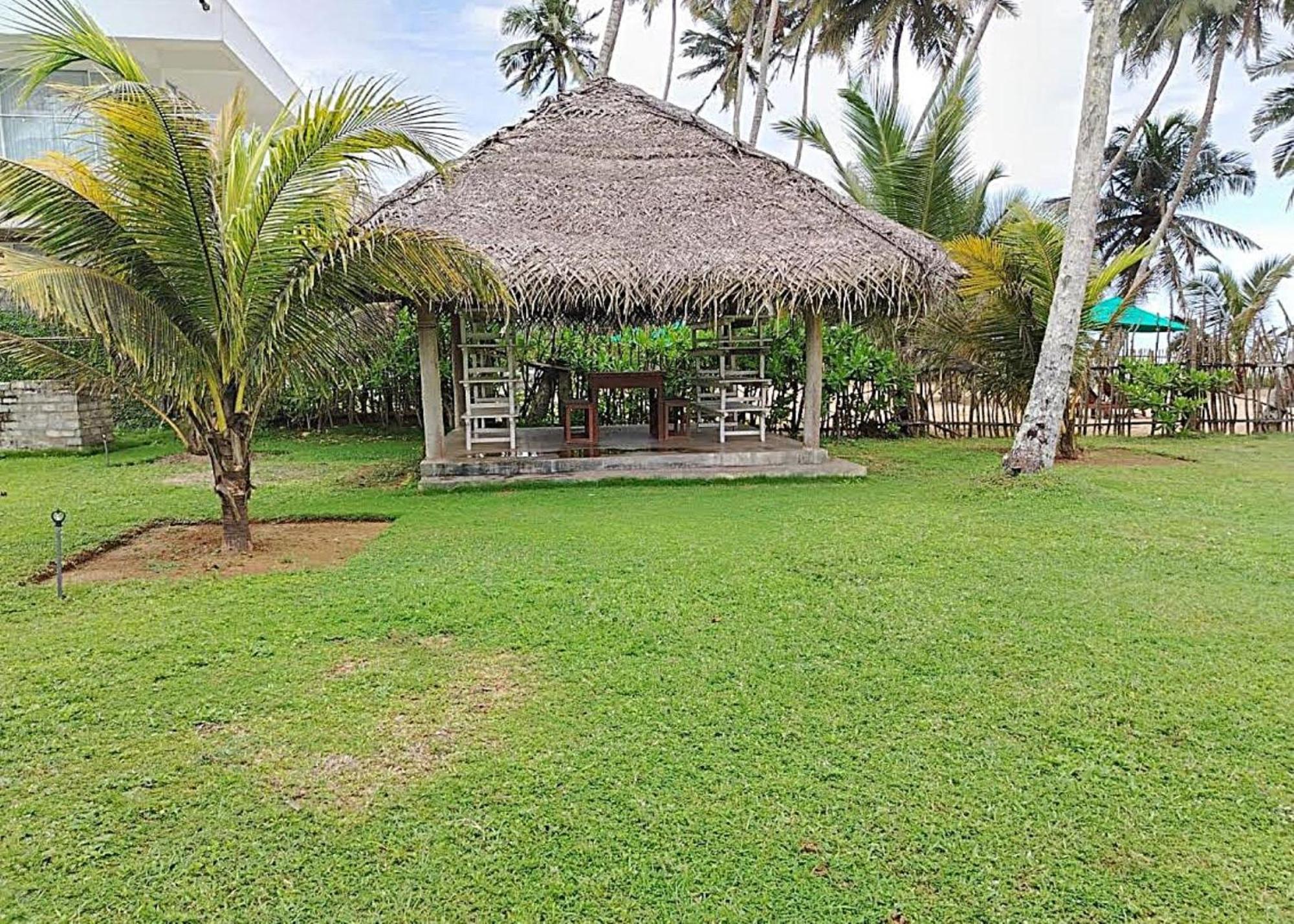 Arhimser Villa-Superb 4 Bedroom Beachfront For 8 In Ranna, Tangalle, Bb, Pool, Free Pick Up For 7 Night Stays Arriving Together, Serviced, Taxes Included Esterno foto